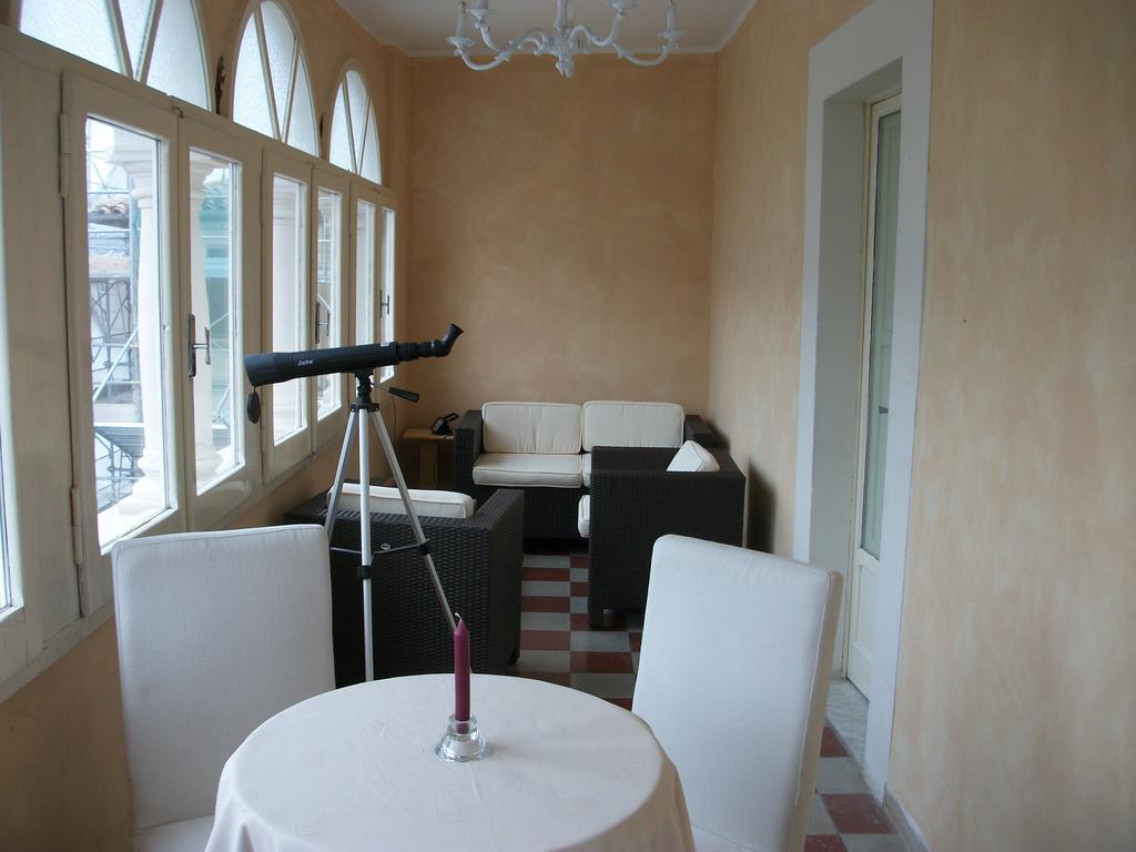 La Loggia Di Federico Hotel Navelli Szoba fotó