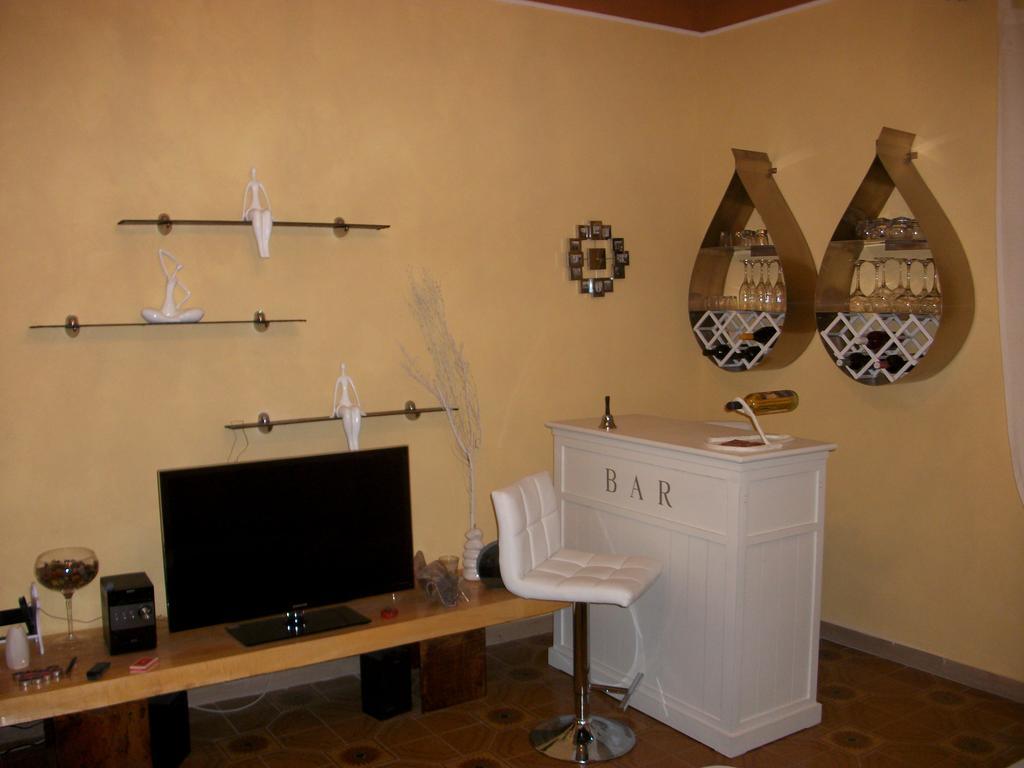 La Loggia Di Federico Hotel Navelli Szoba fotó